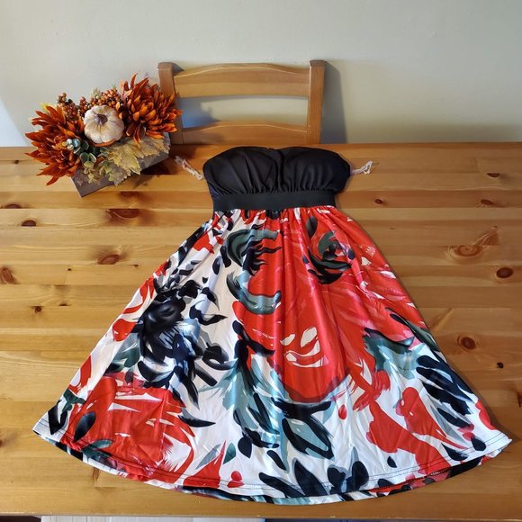 She's Cool Dresses & Skirts - She's Cool - Women's Black Red Floral Strapless Semi Sweetheart Neck Mini Dress